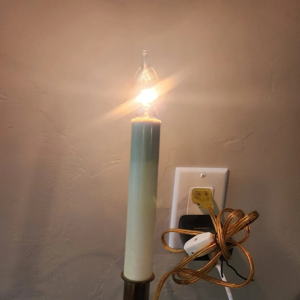 Vintage Lillian Vernon Electric Candle Lamp Set 6‎ Brass Base Christmas 882L00